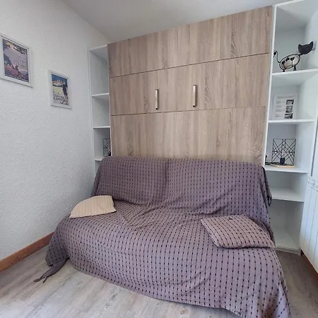 Appartement 4 Pers, Au Pied Des Pistes Avec Balcon - Fr-1-516-81